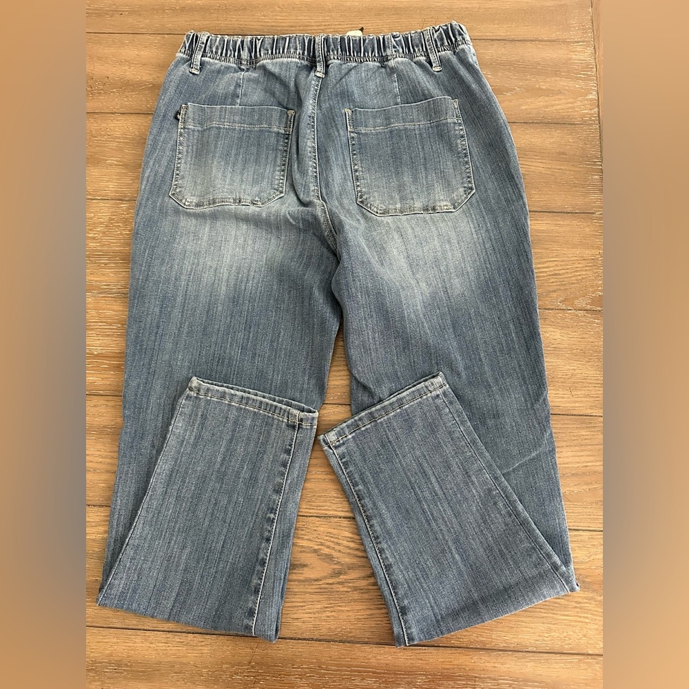 Women's Elastic Waist Denim Jeans - Blue - Picture 3 of 5